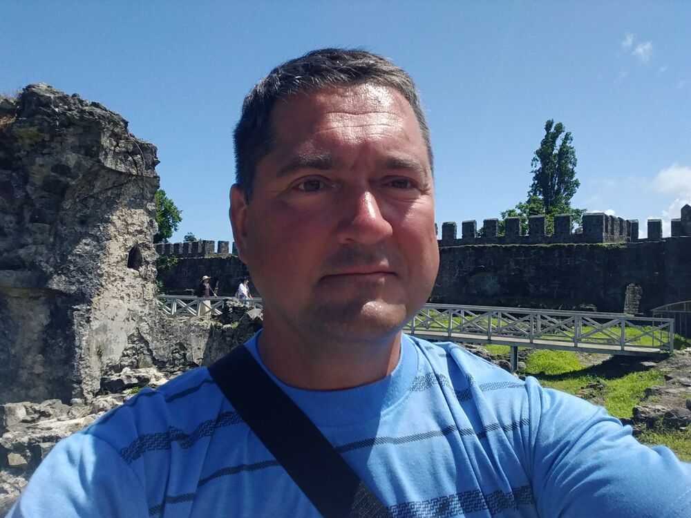  ,   Serge, 48 ,   ,   , c 
