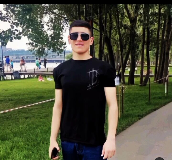  ,   Ikrom, 23 ,   ,   
