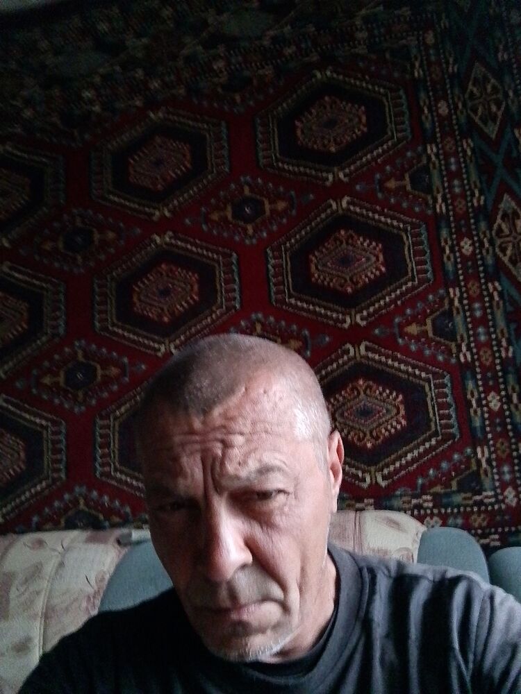  46474171  Dmitry, 50 ,    