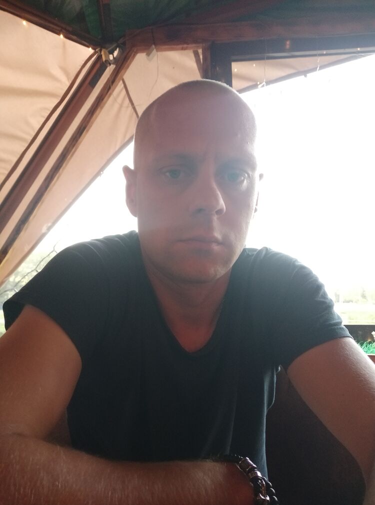  49626641  , 35 ,    
