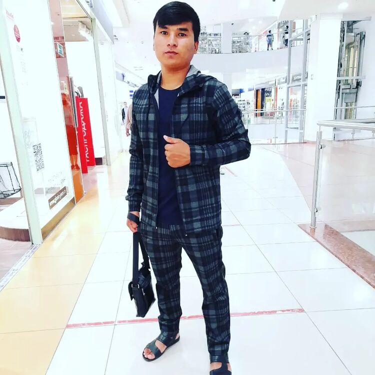  26444271  Jasur, 27 ,    