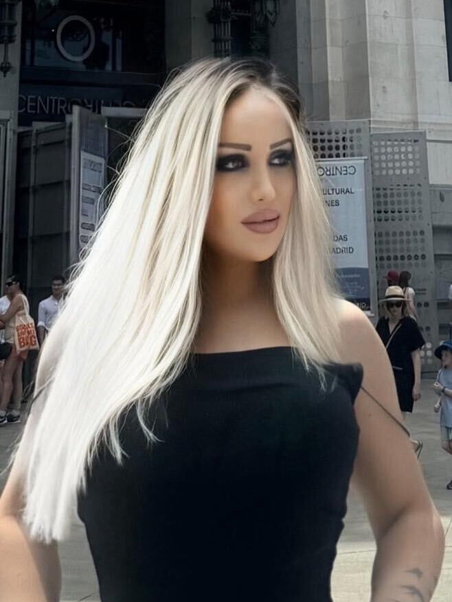  54567291  Lika, 24 ,    