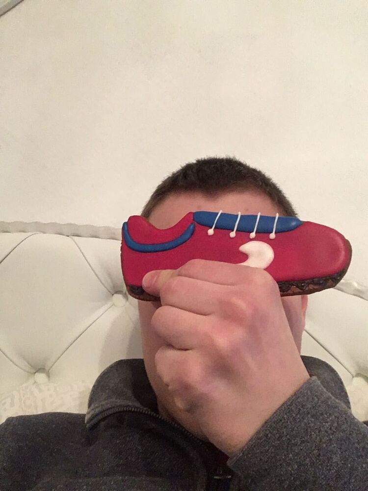  26285931  , 33 ,    