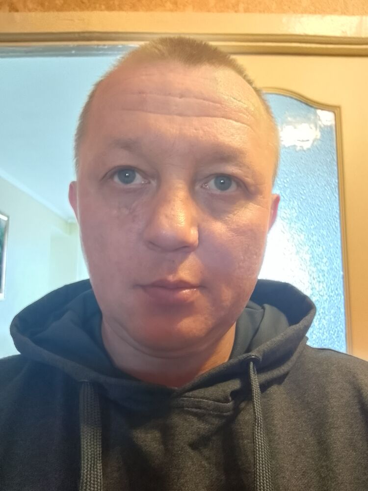  45204861  , 42 ,    