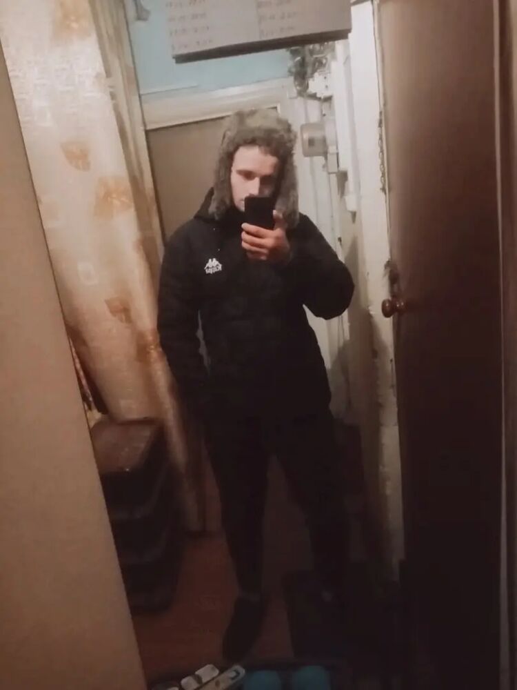 38577651  , 24 ,    