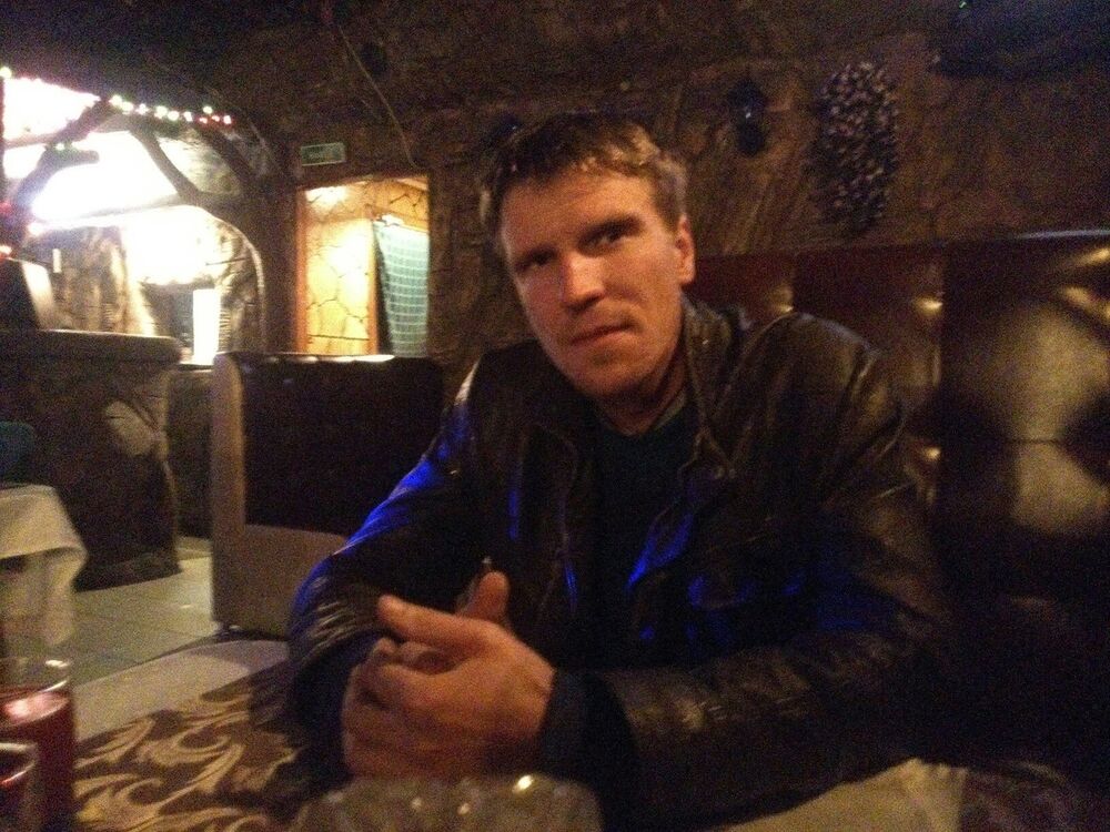  -,   Maks, 38 ,   ,   , c 