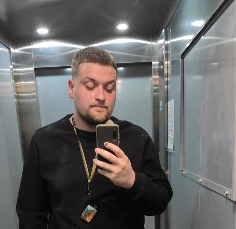 ���� 23394671 ������� Mark Houston, 30 ���, ���� ���������� � �������������