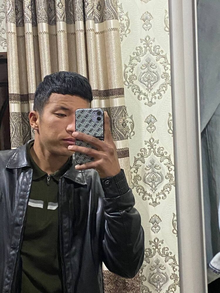  ,   Bexruz, 20 ,   ,   