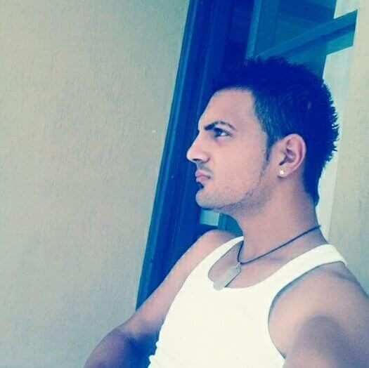  20373641  Ognyan, 32 ,    
