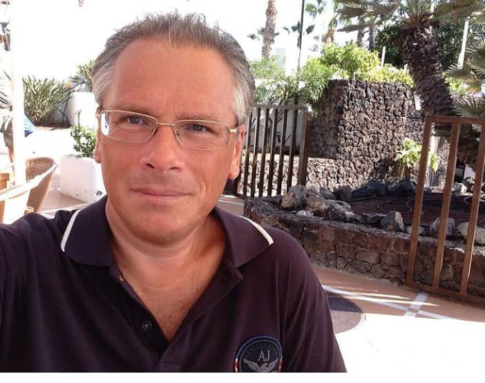  50331531  StevenRussel, 60 ,    