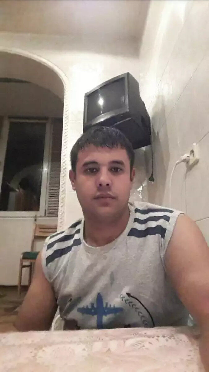  ,   Shoxrux, 32 ,   ,   , c 