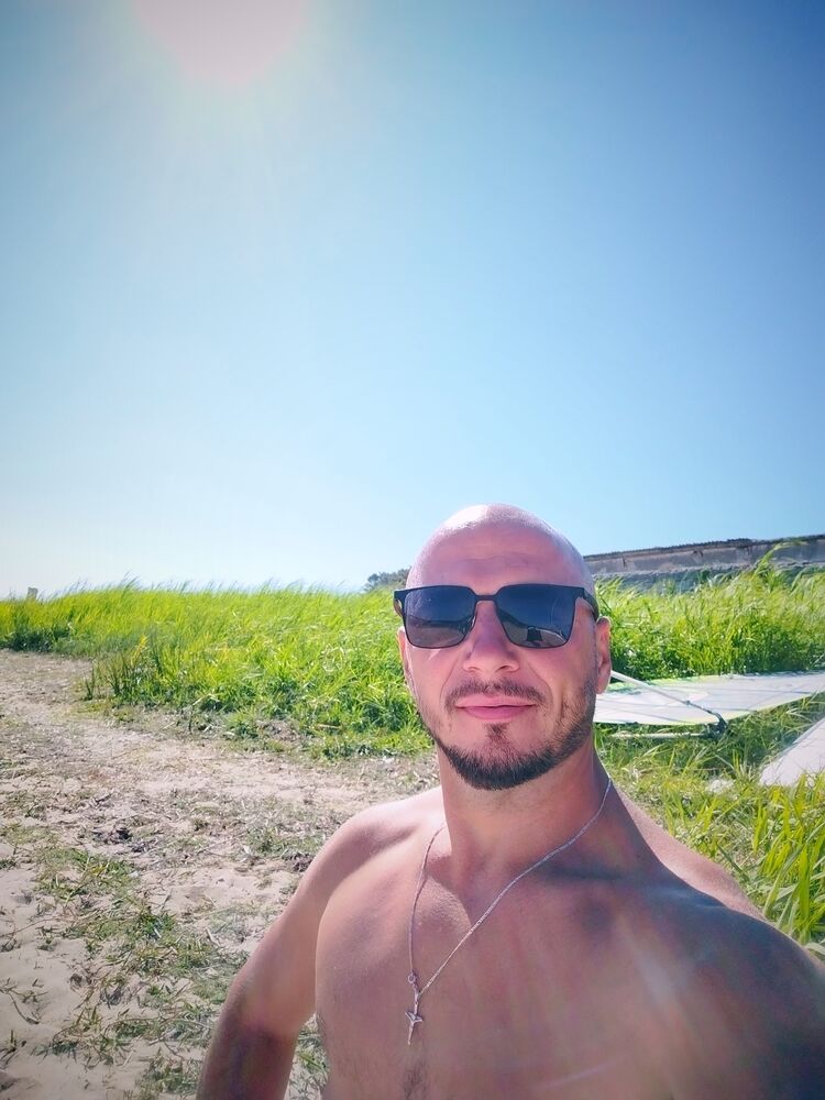  46311881  Igor, 37 ,    