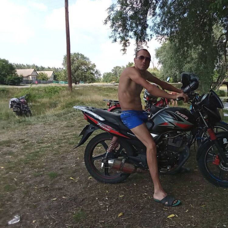  38658921  , 40 ,    