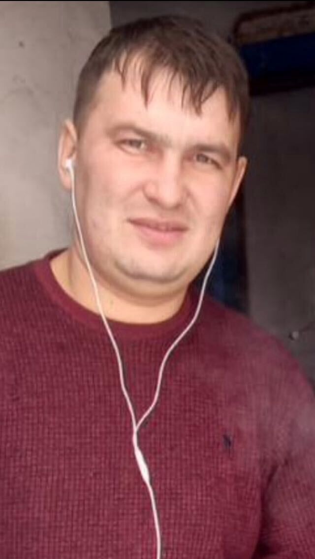  24910751  Dani, 33 ,    