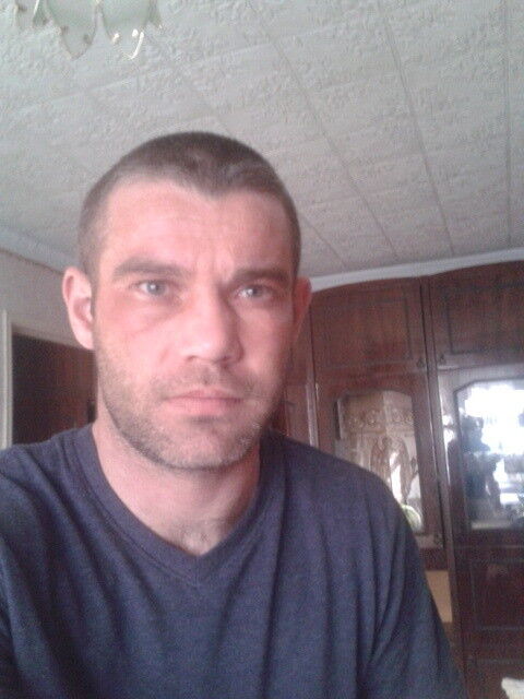  11966441  Igori, 40 ,    