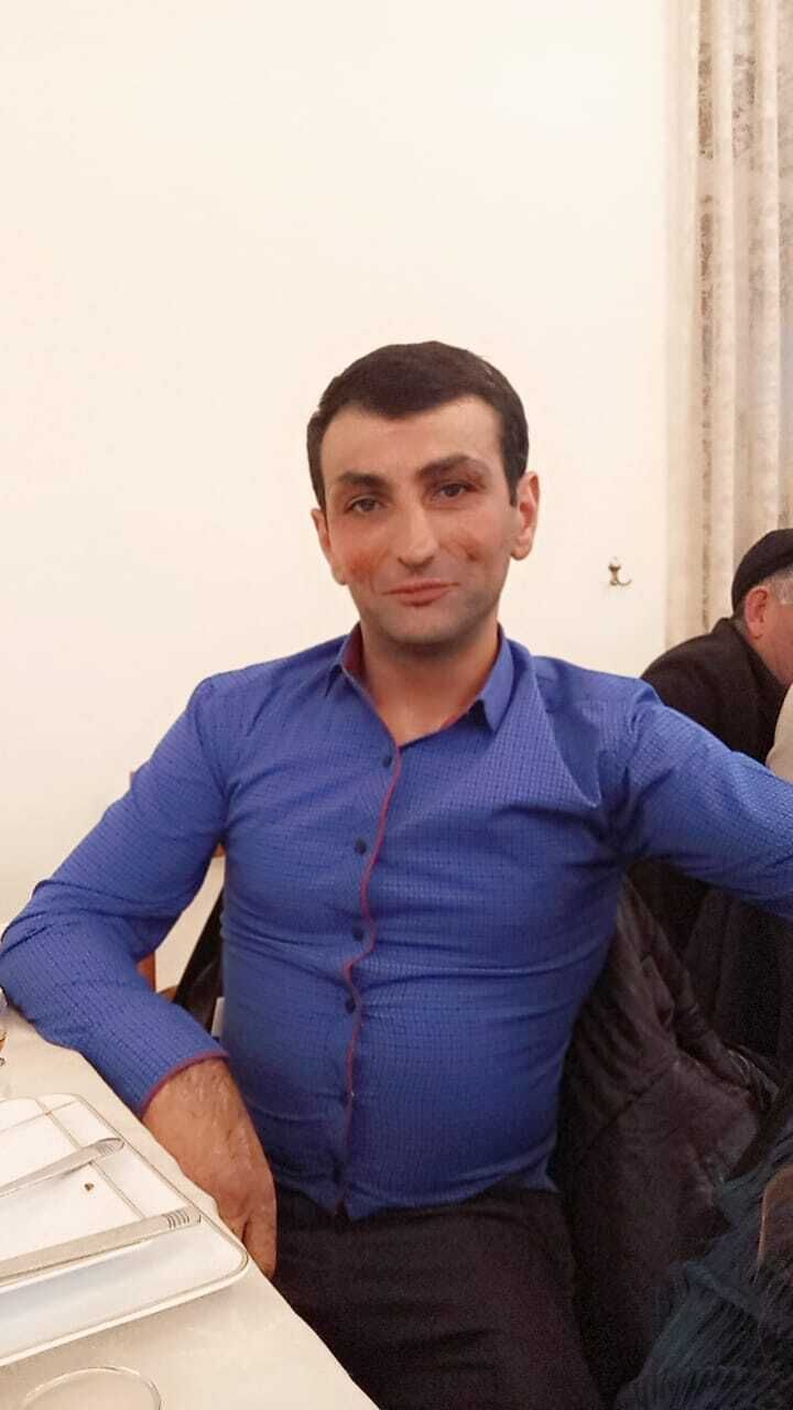  44268691  Alfred, 35 ,    