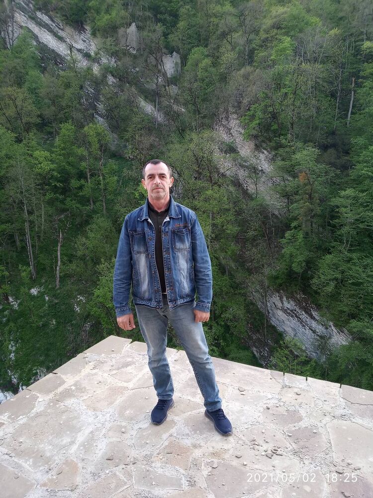  27546761  Bislan, 45 ,    