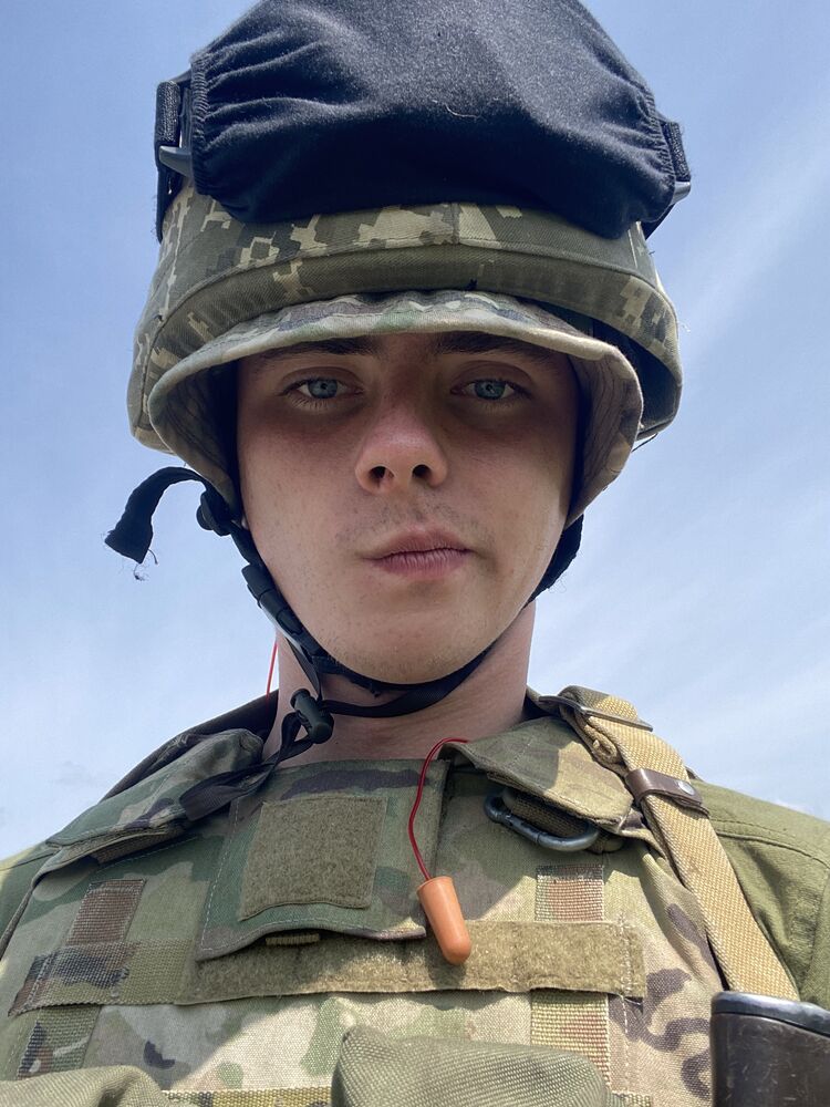  36714741  , 24 ,    -