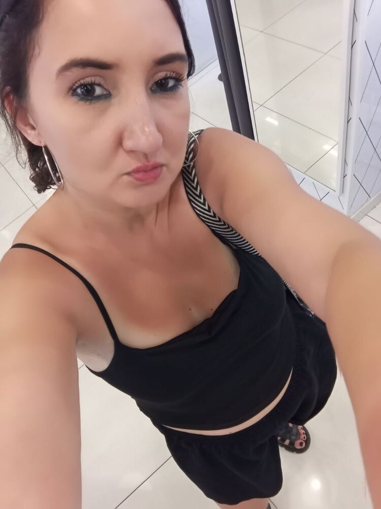  46110711  , 39 ,    