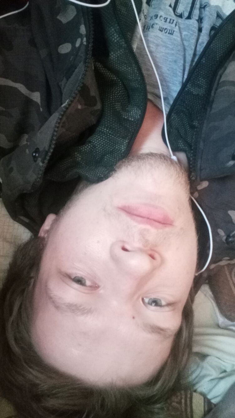  32899811  , 20 ,    