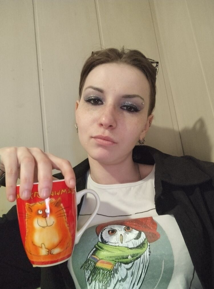  ,   Galina, 25 ,   