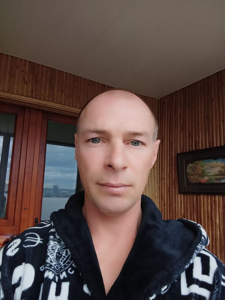  48167881  , 42 ,    