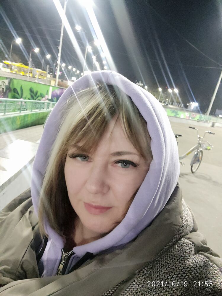  ,   Ksenya, 44 ,   ,   , c 