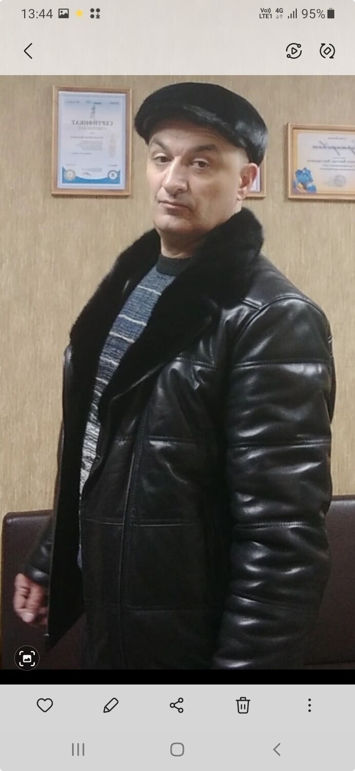  ,   , 52 ,   c 
