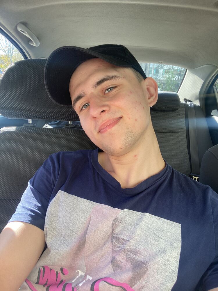  29967541  Vlad, 25 ,    Warszawa