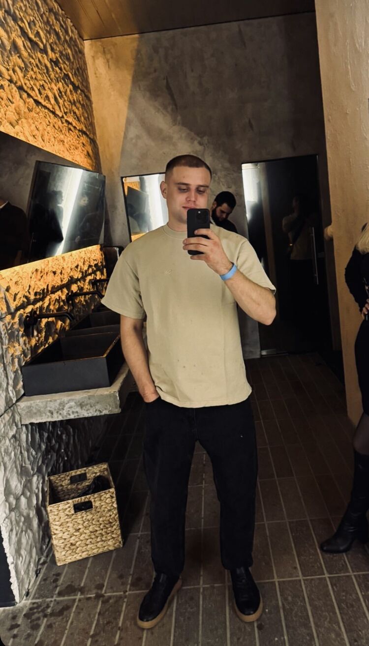  46005081  , 26 ,    
