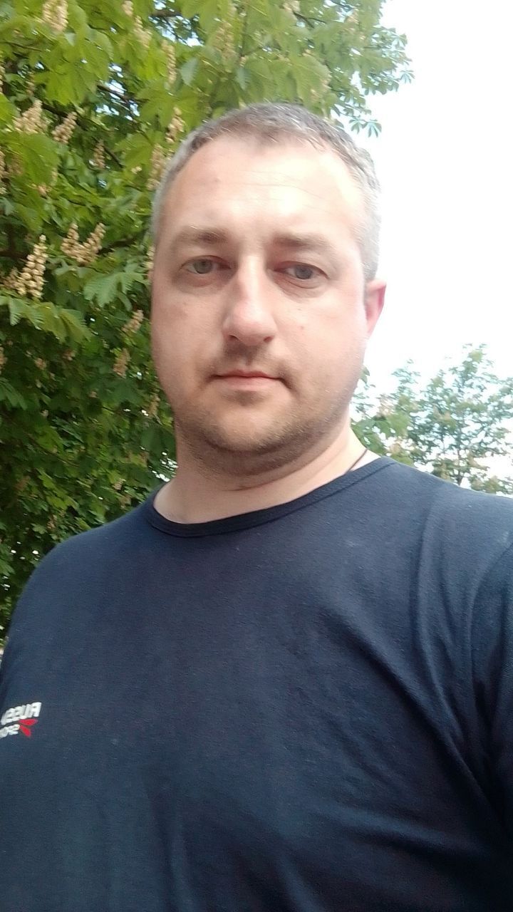  35271611  , 37 ,    