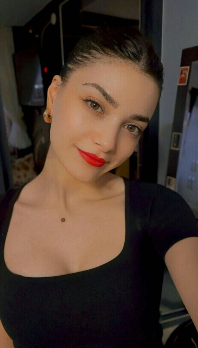  53622681  Zeyneb, 36 ,    