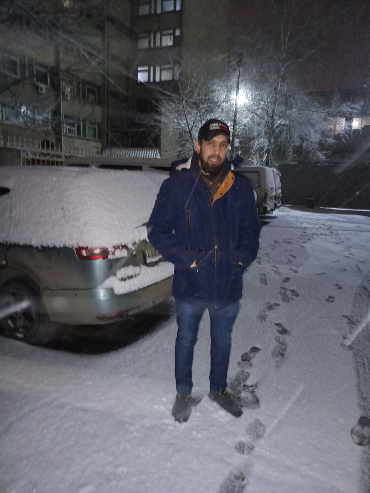  47027161  , 34 ,    