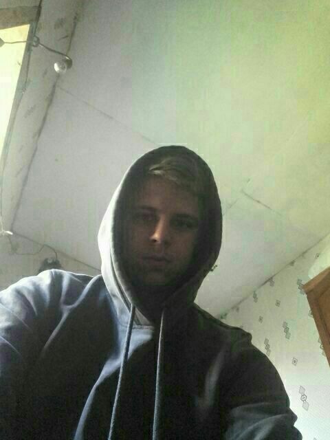  41928981  , 19 ,    