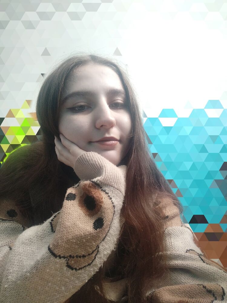  32988091  Sofya, 20 ,    