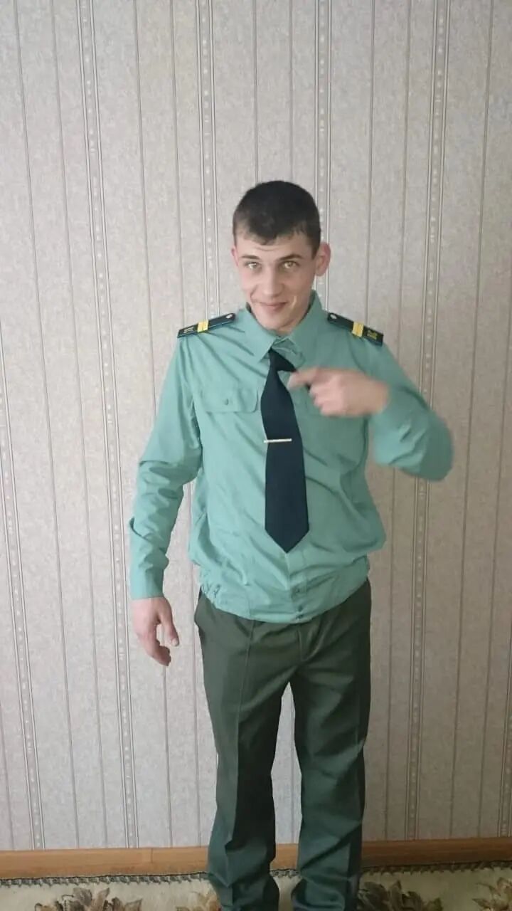  49857811  , 32 ,    