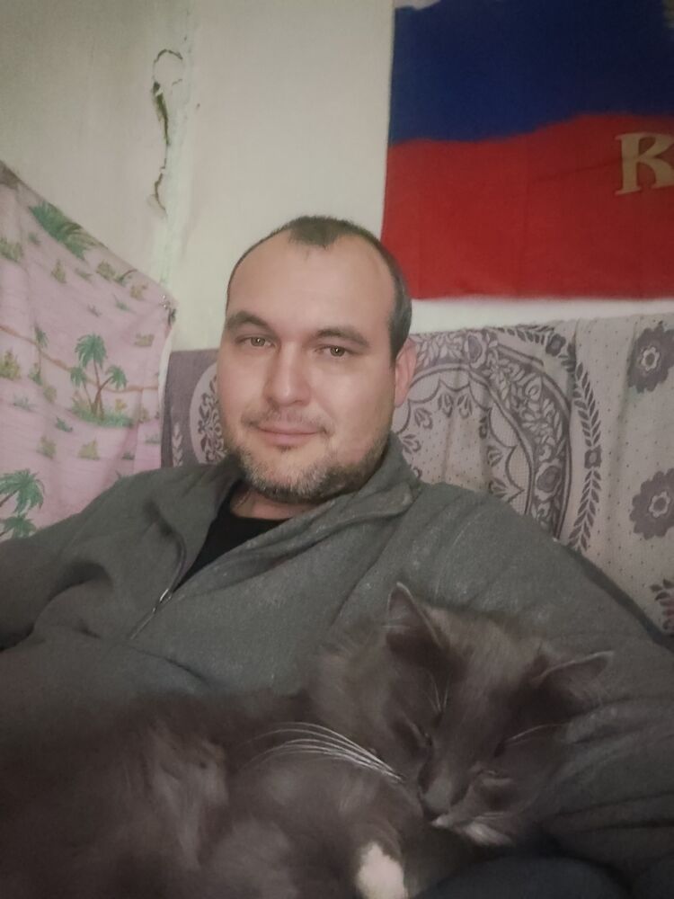  47417851  Stepan, 43 ,    