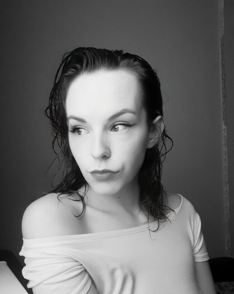  ,   Nadezhda, 27 ,   