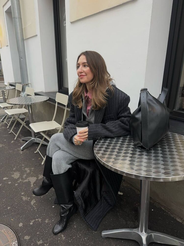  54538311  , 30 ,    Kong Krailat