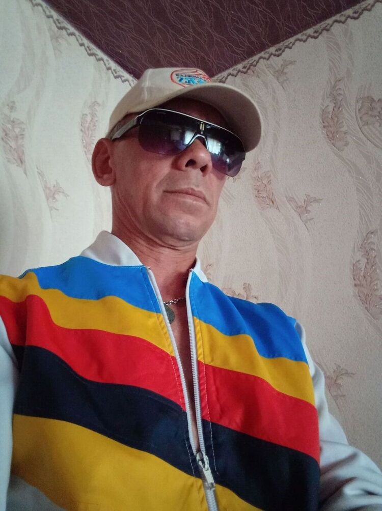  23599821  Oleg, 58 ,    