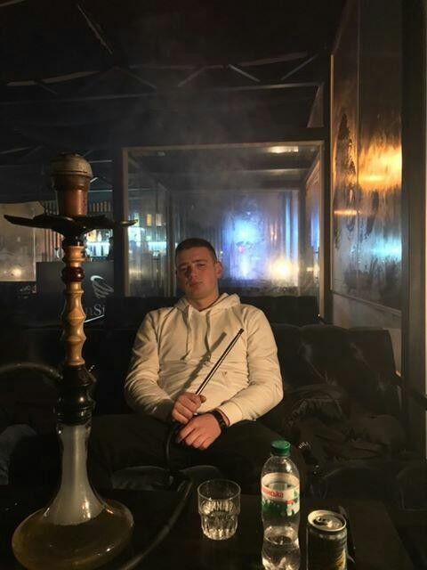  18692791  Oleksandr, 27 ,    