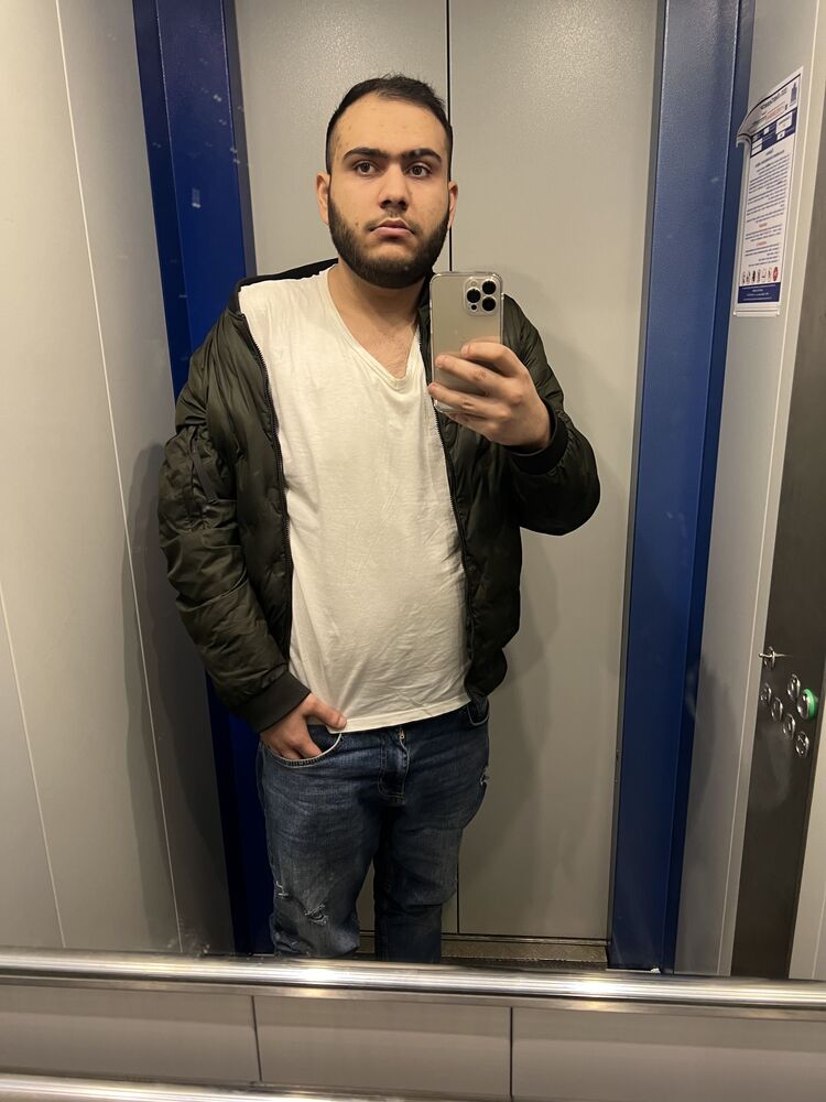  26107481  , 28 ,     
