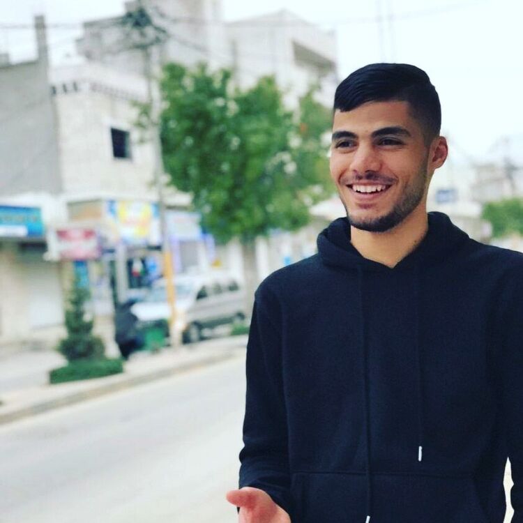  ,   Ahmad, 21 ,   ,   , c 