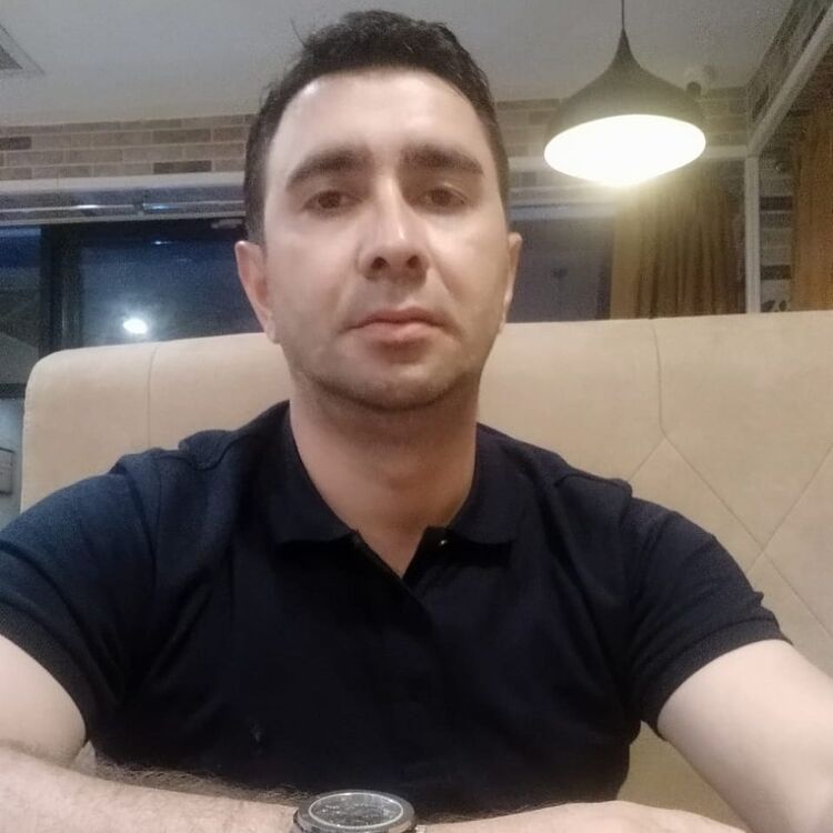  18400781  Resul, 41 ,    