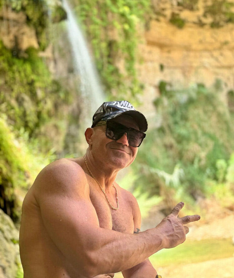 ���� 44833901 ������� ������, 51 ���, ���� ���������� � �����