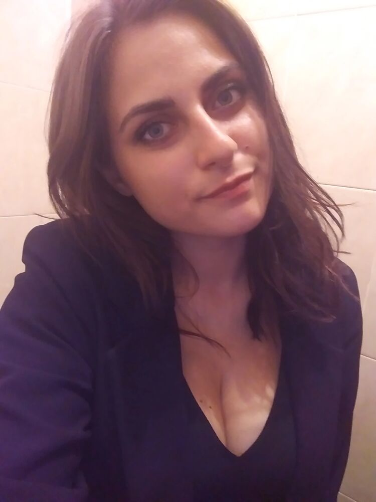  32448891  , 25 ,    