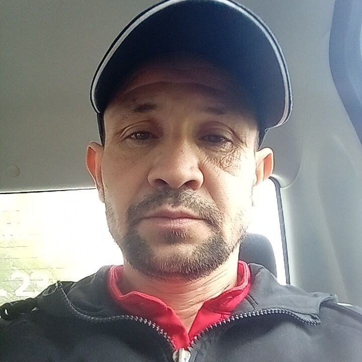  42962411  Jasurbek, 40 ,    