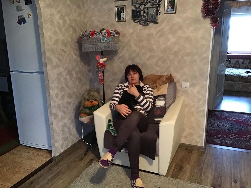  22008781  Lyudmila, 57 ,    