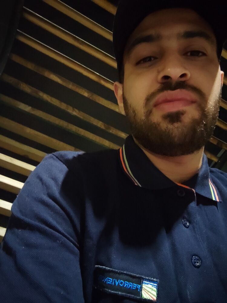  52968271  , 28 ,    