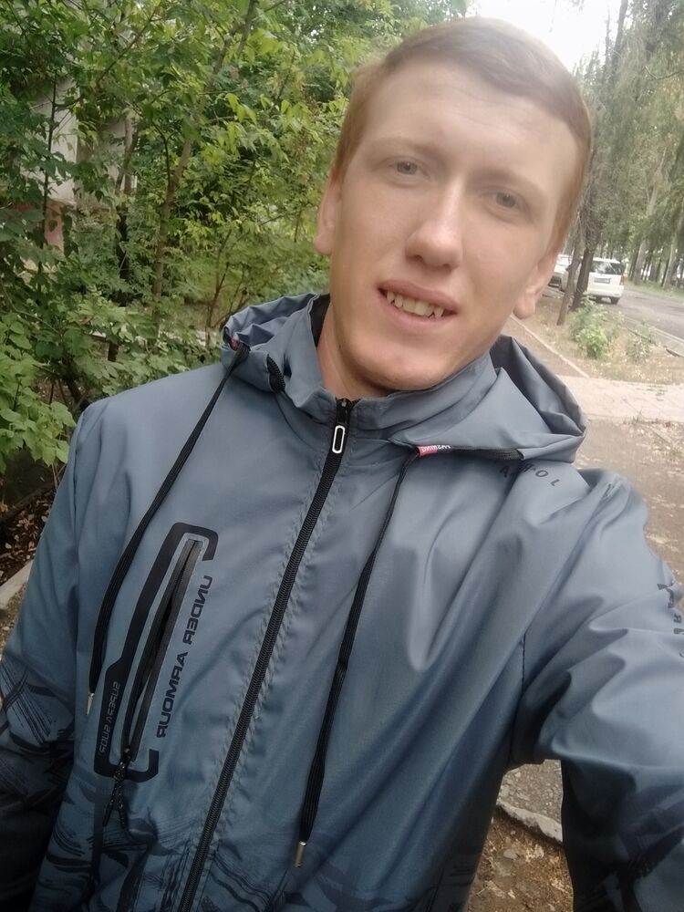  ,   Konstantin, 28 ,   ,   